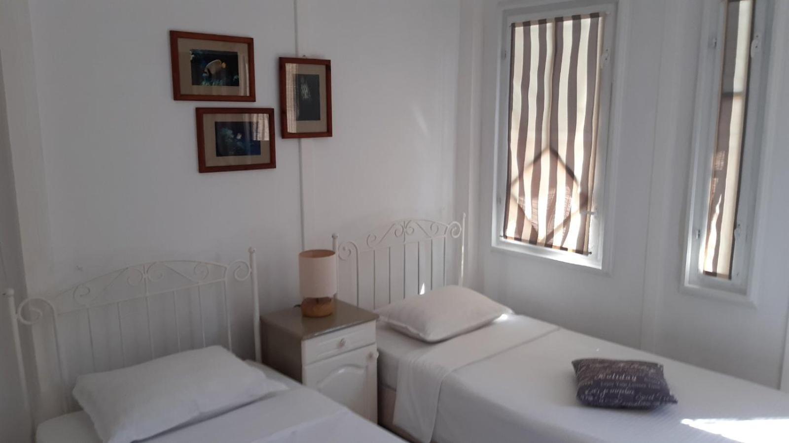 Motivi Cottage Saints Constantine and Helena Bagian luar foto